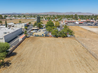 1.25 Acres San Jacinto, Riverside County, CA (Power, Water, & Paved Road)