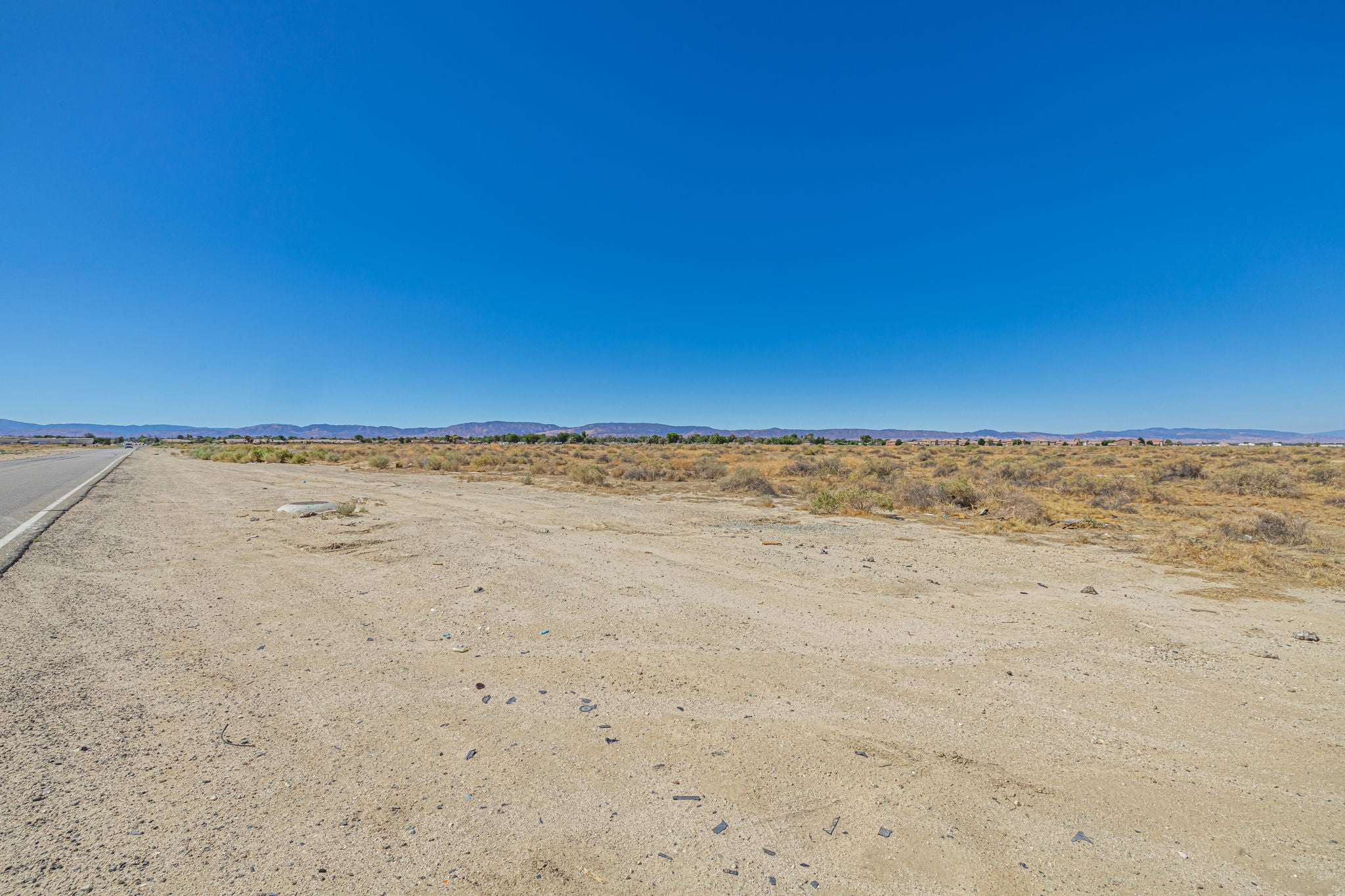 2.03 Acres Lancaster, Los Angeles County, CA (Paved Road)