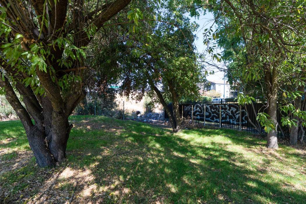 0.26 Acre Sacramento, Sacramento County, CA (Commercial Lot, Power, Water, & Paved Road)