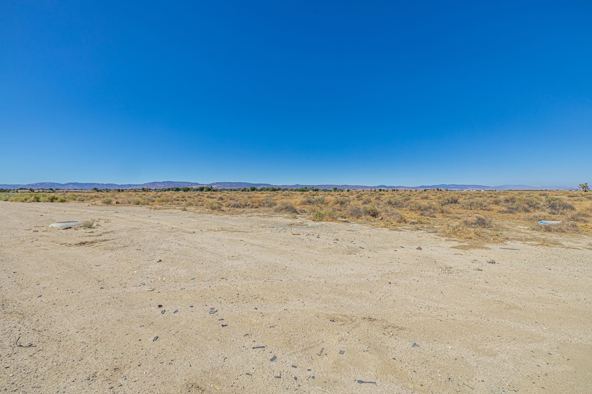 2.03 Acres Lancaster, Los Angeles County, CA (Paved Road)