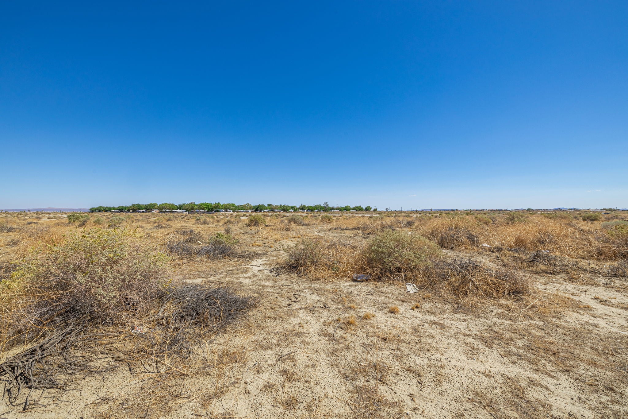2.03 Acres Lancaster, Los Angeles County, CA (Paved Road)