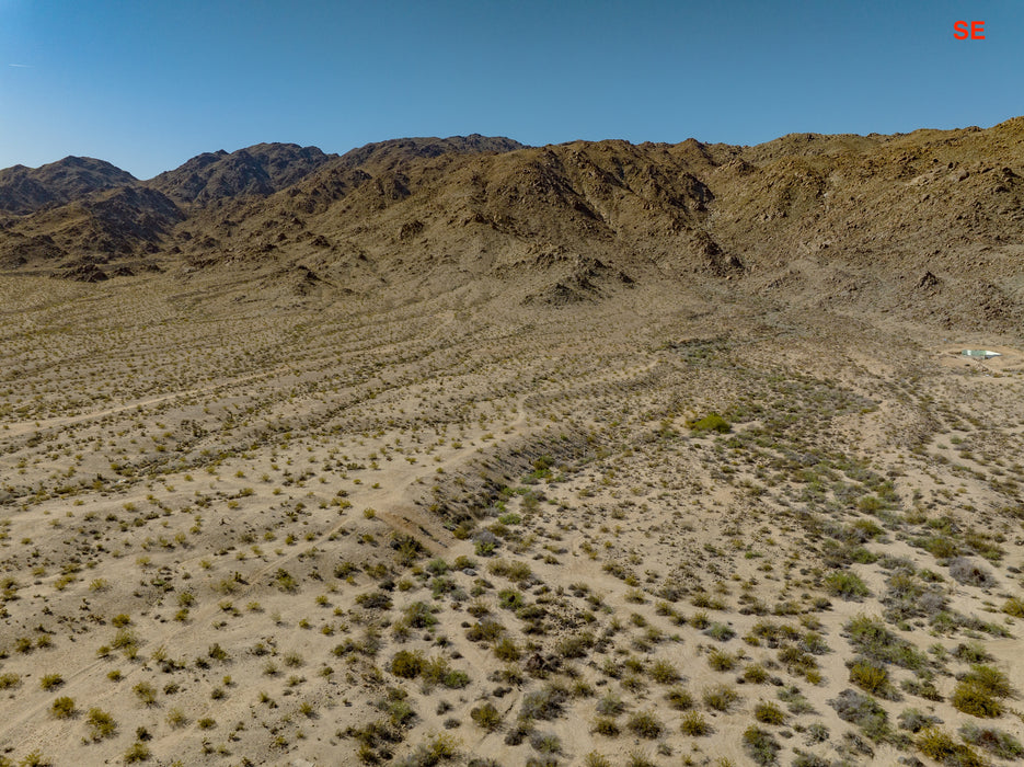 13.63 Acres Twentynine Palms, San Bernardino County, CA (Water)