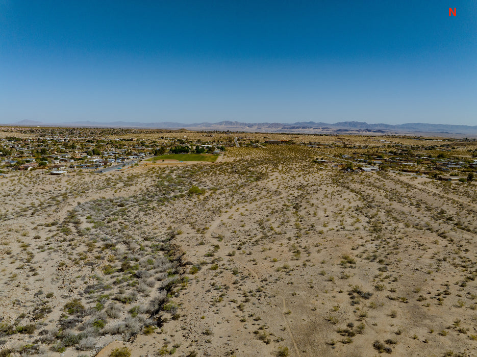 13.63 Acres Twentynine Palms, San Bernardino County, CA (Water)