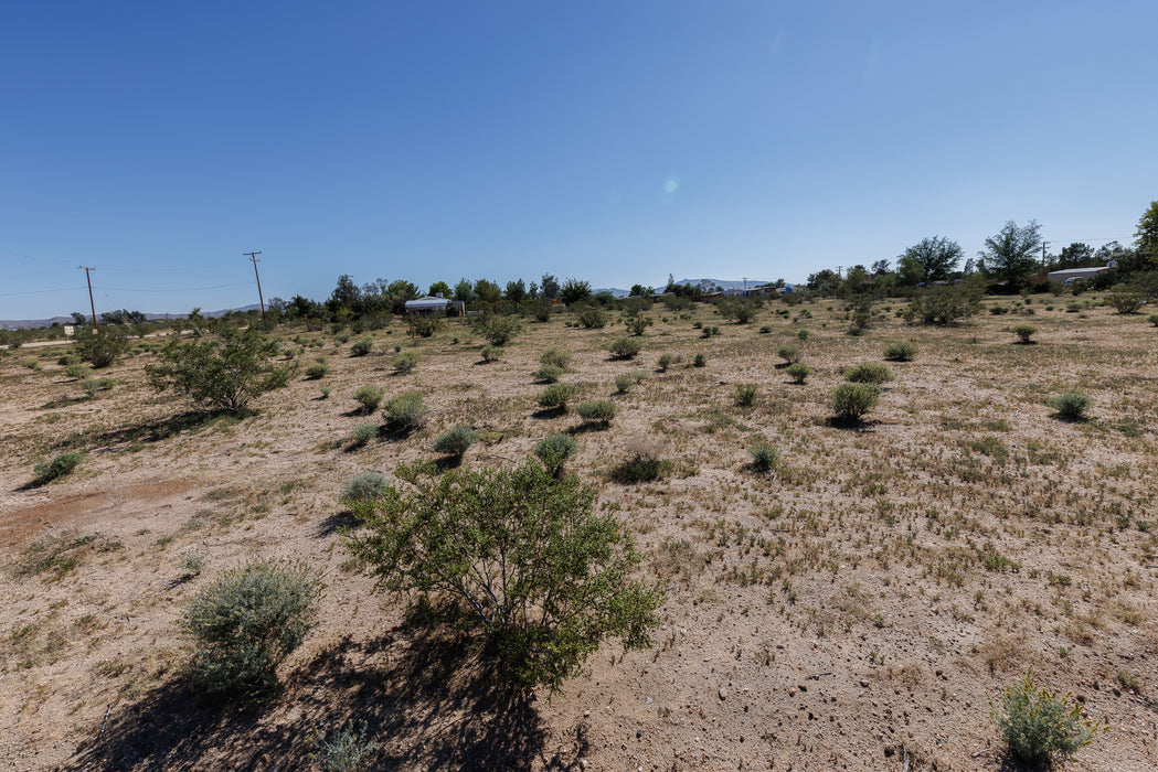 1.01 Acres Ridgecrest, Kern County, CA (Power & Water)