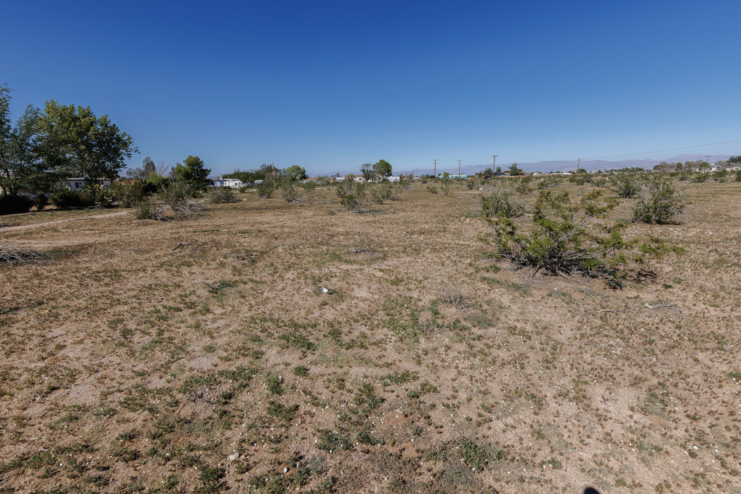 1.01 Acres Ridgecrest, Kern County, CA (Power & Water)