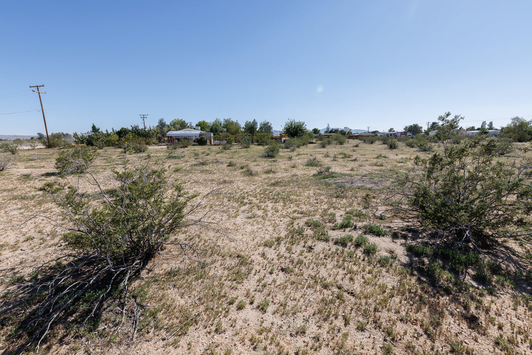 1.01 Acres Ridgecrest, Kern County, CA (Power & Water)