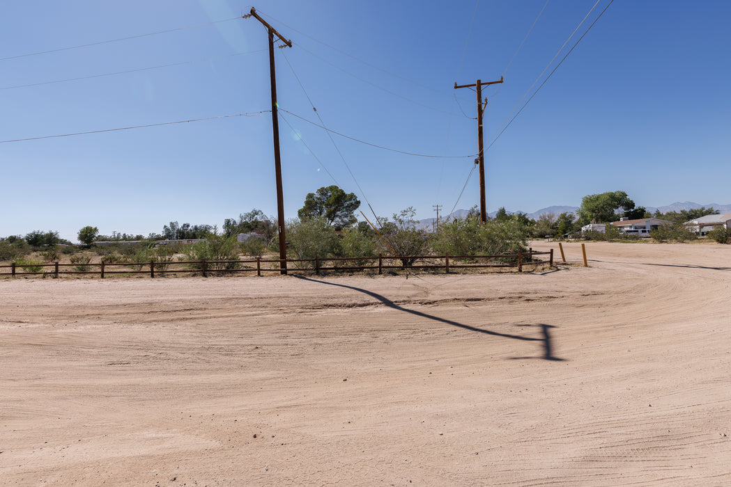 1.01 Acres Ridgecrest, Kern County, CA (Power & Water)