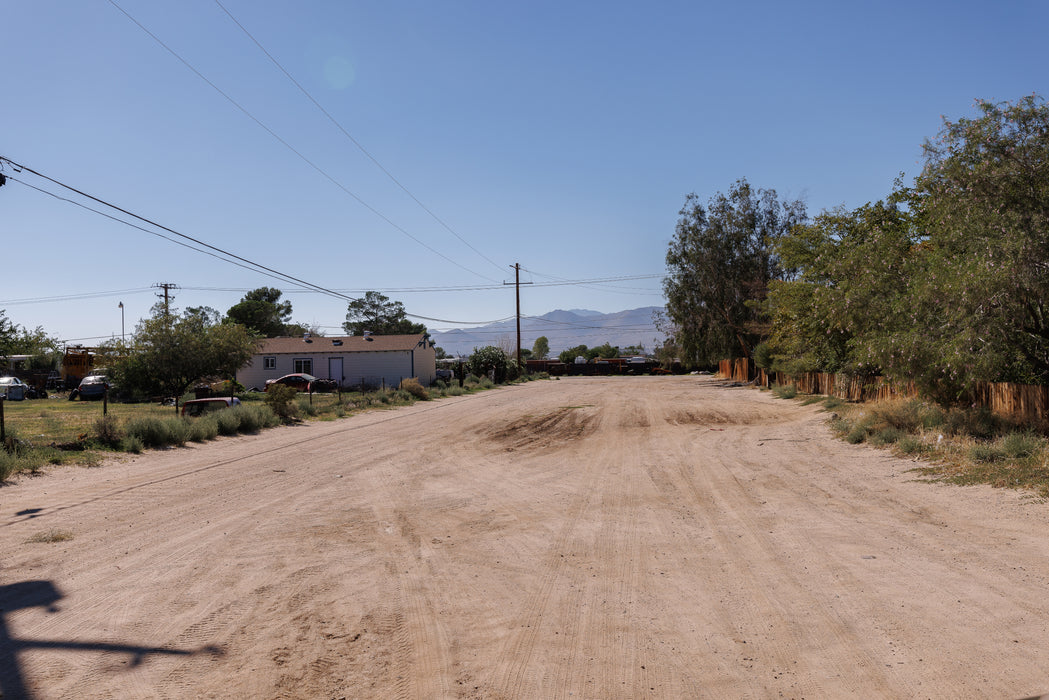 1.01 Acres Ridgecrest, Kern County, CA (Power & Water)