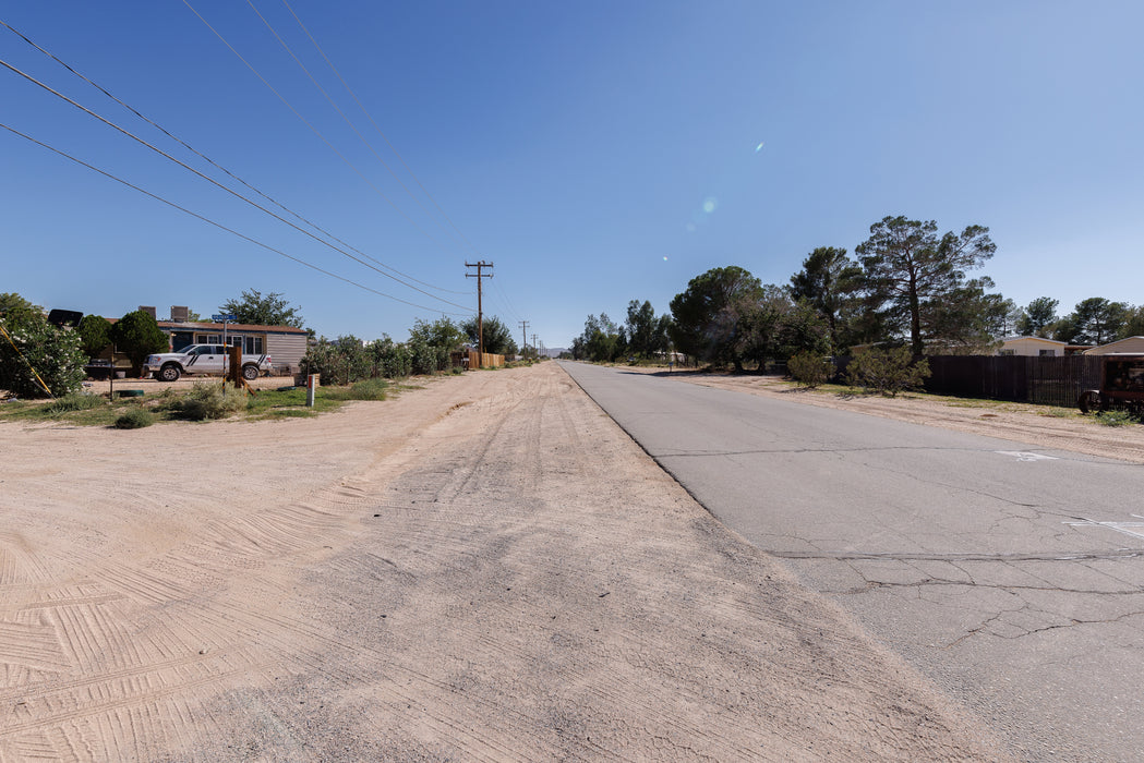 1.01 Acres Ridgecrest, Kern County, CA (Power & Water)