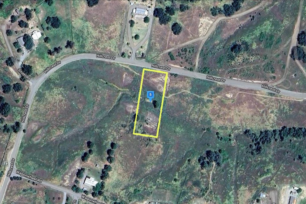 1.01 Acres Corning, Tehama County, CA (Power, Water, & Paved Road)