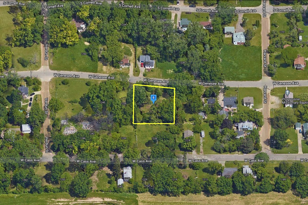 0.43 Acre Flint, Genesee County, MI (Power, Water, & Paved Road)