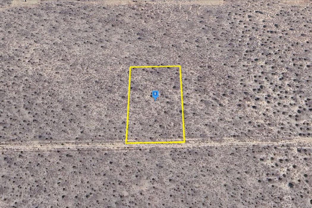 1.25 Acres Mojave, Kern County, CA (Commercial Lot)