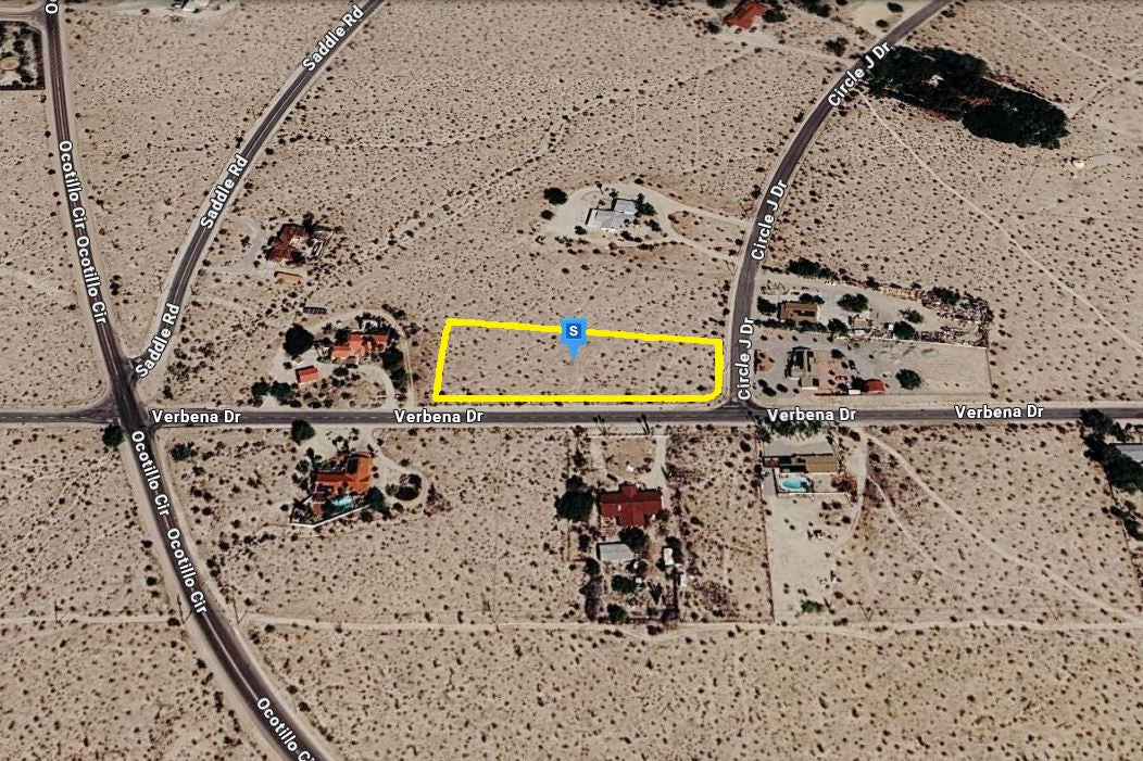 1.47 Acres Borrego Springs, San Diego County, CA (Power, Water, & Paved Road)