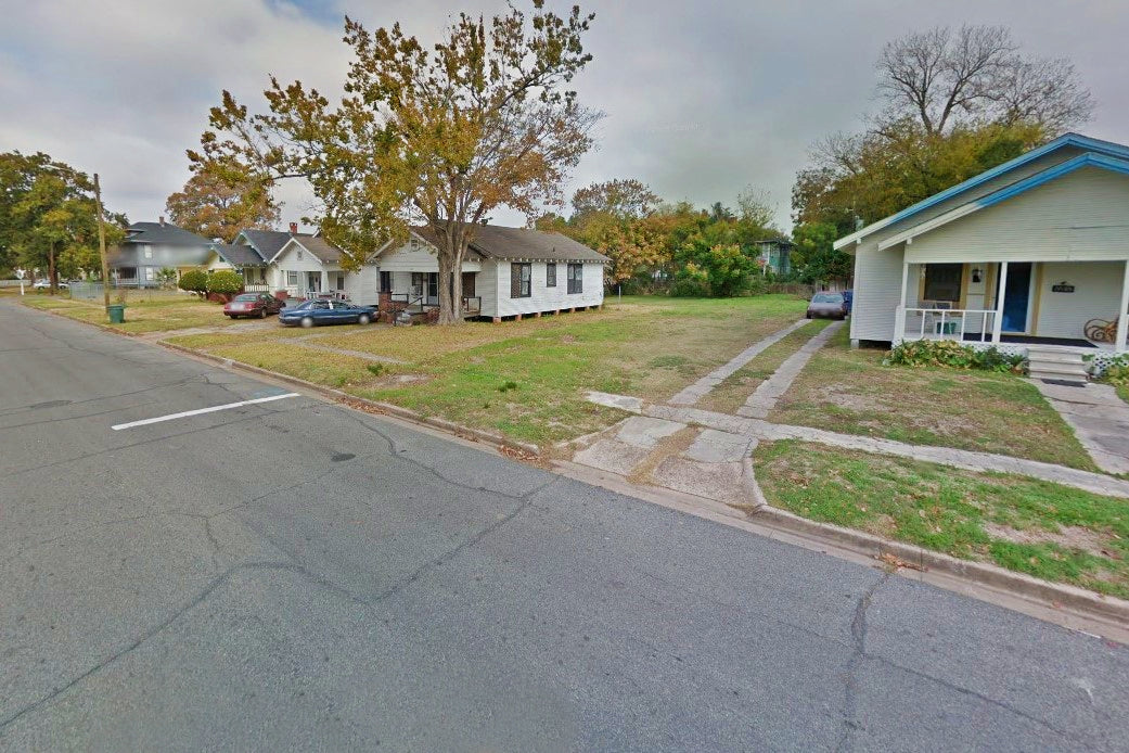 0.13 Acre Beaumont, Jefferson County, TX (Power, Water, & Paved Road)