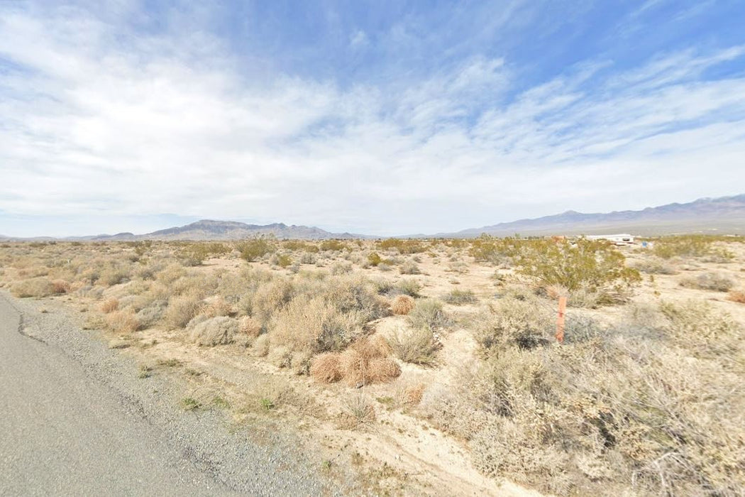 0.46 Acre Pahrump, Nye County, NV (Power & Paved Road)