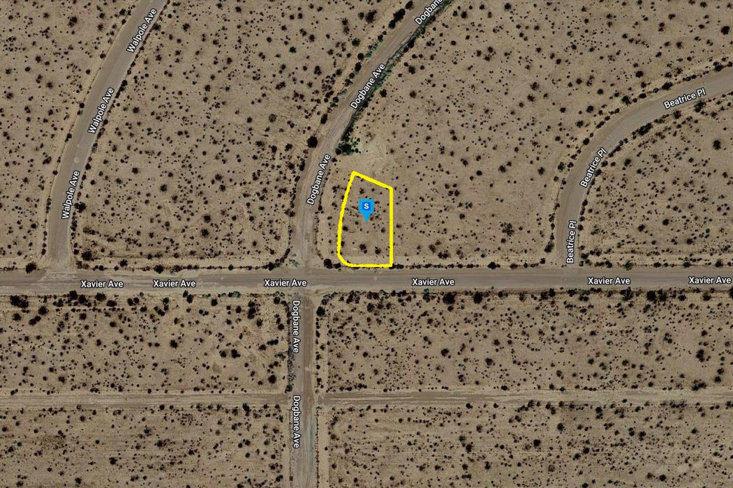 0.18 Acre California City, Kern County, CA (Paved Road)