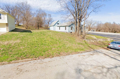 0.08 Acre Kansas City, Wyandotte County, KS (Power, Water, & Paved Road)