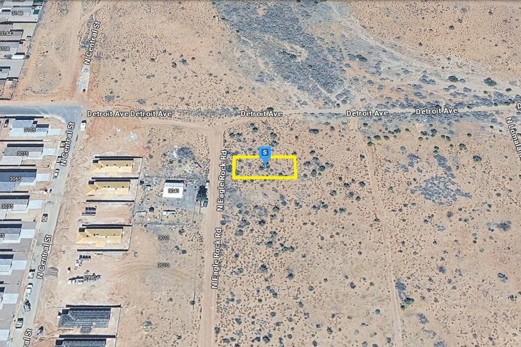 0.11 Acre Kingman, Mohave County, AZ (Power)