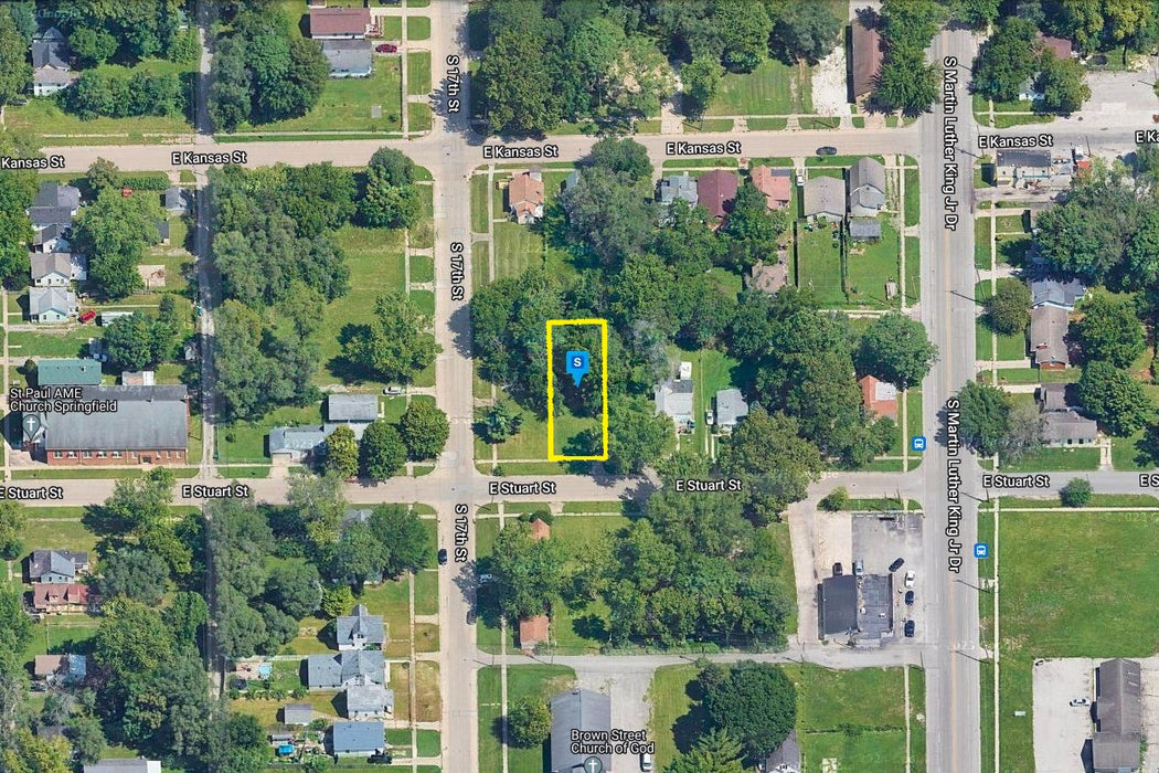 0.16 Acre Springfield, Sangamon County, IL (Power, Water, & Paved Road)