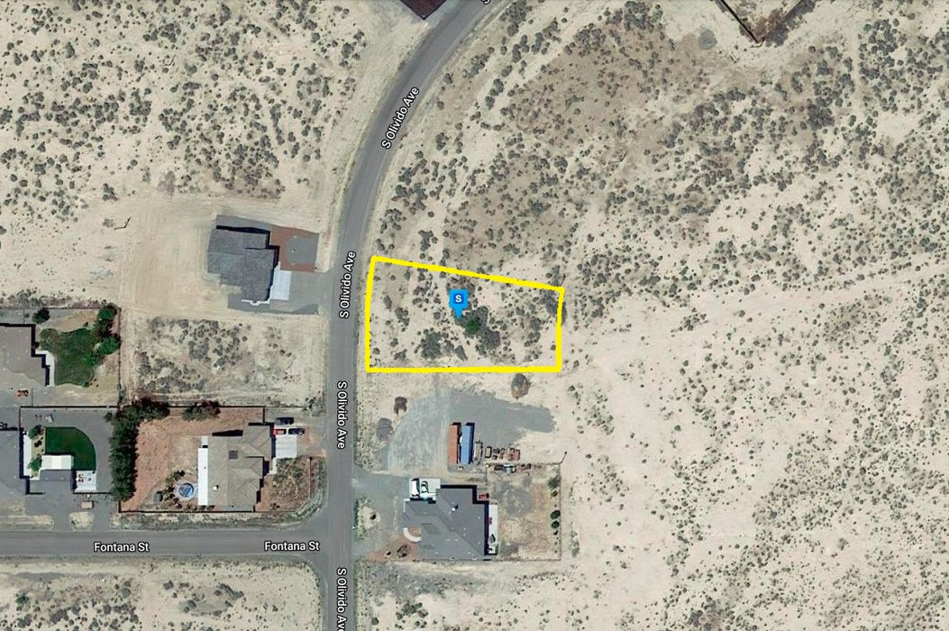 0.46 Acre Pahrump, Nye County, NV (Power & Paved Road)