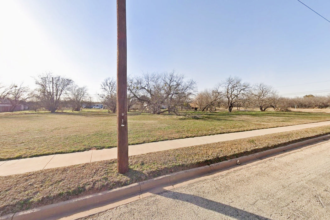 0.13 Acre Abilene, Taylor County, TX (Power, Water, & Paved Road)