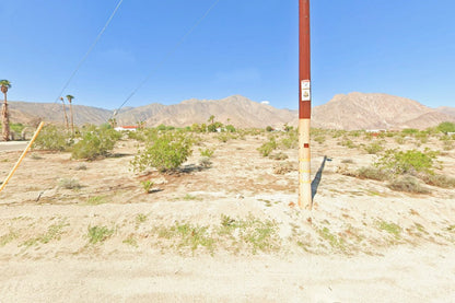 1.47 Acres Borrego Springs, San Diego County, CA (Power, Water, & Paved Road)