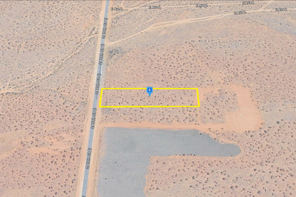 2.31 Acres Lancaster, Los Angeles County, CA (Paved Road)