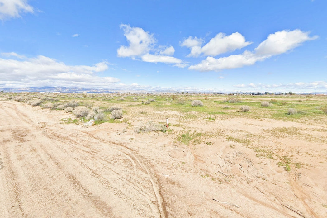 0.22 Acre California City, Kern County, CA (Water)