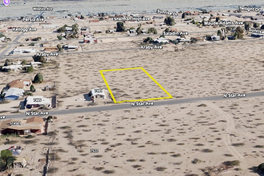 0.69 Acre Twentynine Palms, San Bernardino County, CA (Power, Water, & Paved Road)