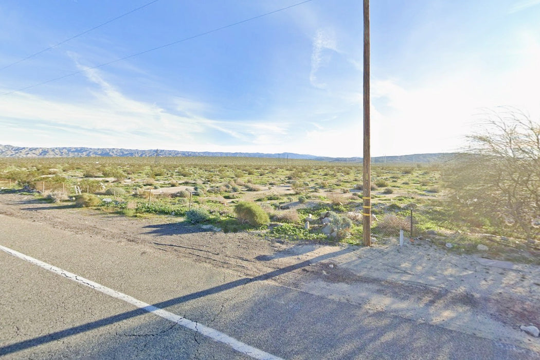 4.58 Acres Cathedral City, Riverside County, CA (Commercial-Residential Lot, Power, & Paved Road)