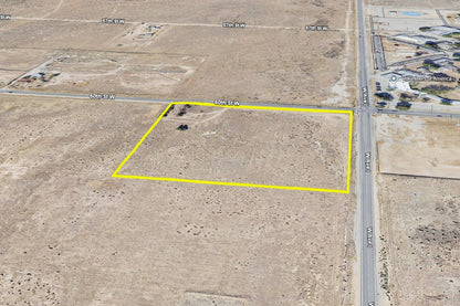 8.81 Acres Lancaster, Los Angeles County, CA (Commercial Lot, Power, & Paved Road)