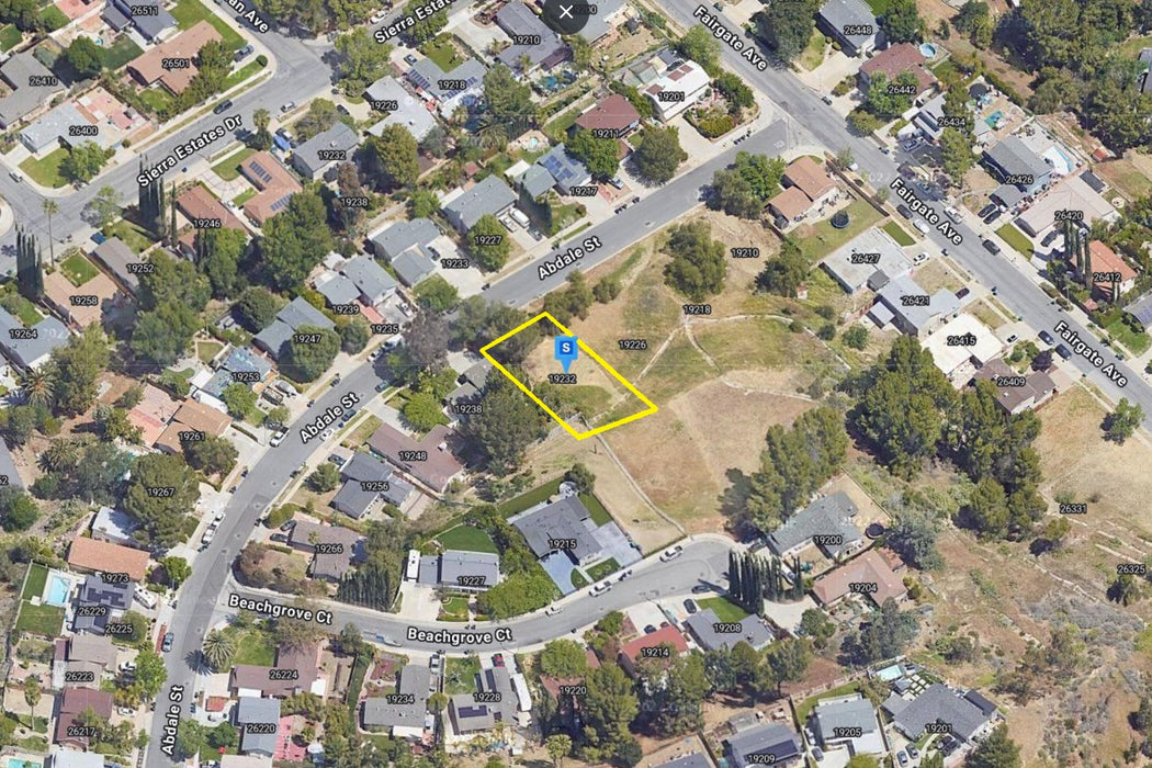 0.22 Acre Santa Clarita, Los Angeles County, CA (Power, Water, & Paved Road)