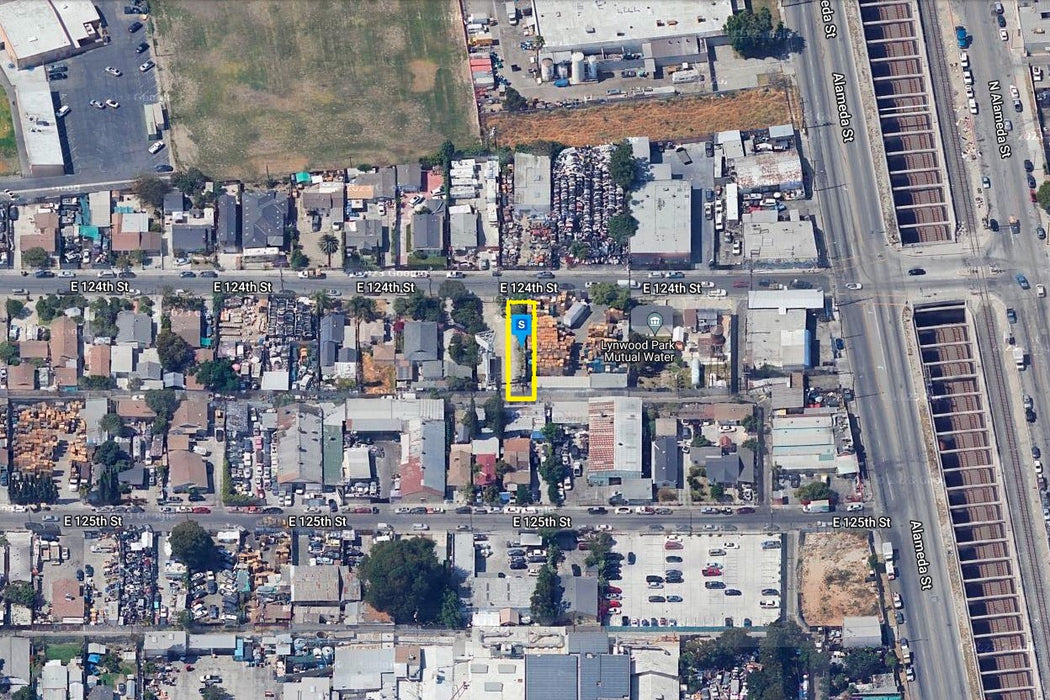 0.08 Acre Compton, Los Angeles County, CA (Commercial Lot, Power, Water, & Paved Road)