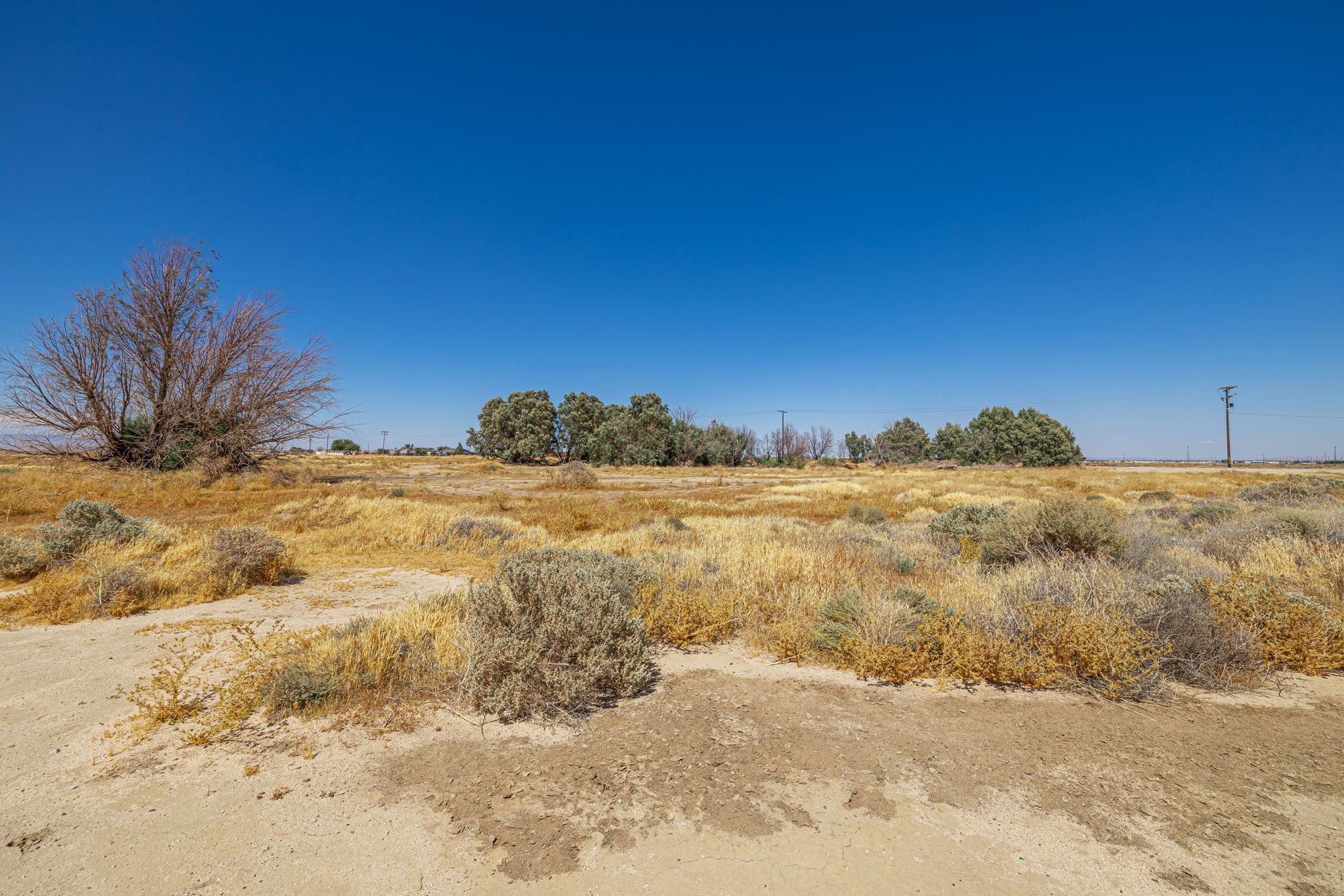 8.81 Acres Lancaster, Los Angeles County, CA (Commercial Lot, Power, & Paved Road)