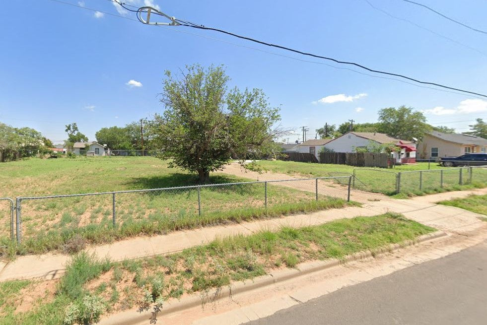 0.15 Acre Lubbock, Lubbock County, TX (Commercial Lot, Power, Water, & Paved Road)