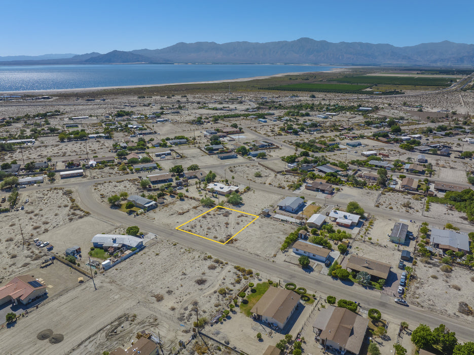 0.32 Acre Mecca, Riverside County, CA (Power, Water, & Paved Road)