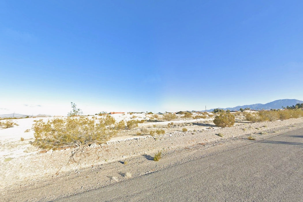0.47 Acre Pahrump, Nye County, NV (Power & Paved Road)