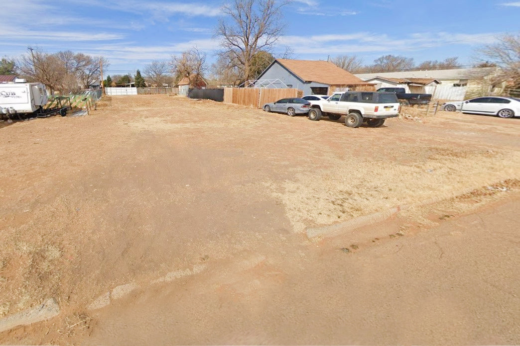 0.16 Acre Clovis, Curry County, NM (Power, Water, & Paved Road)