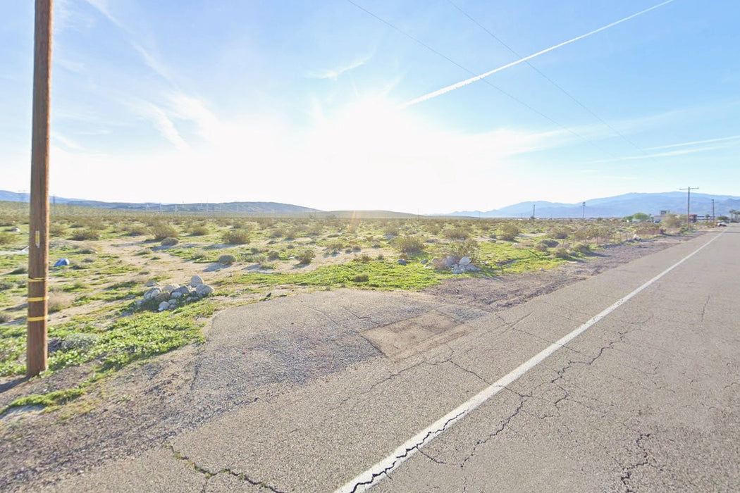 4.58 Acres Cathedral City, Riverside County, CA (Commercial-Residential Lot, Power, & Paved Road)