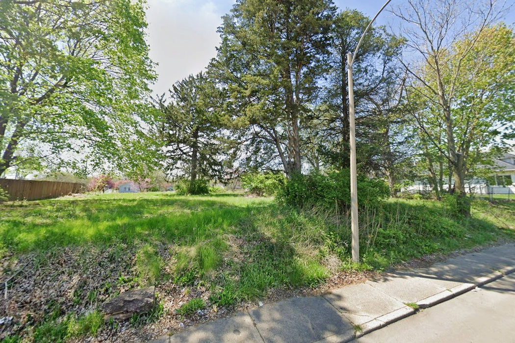 0.15 Acre Anderson, Madison County, IN (Power, Water, & Paved Road)