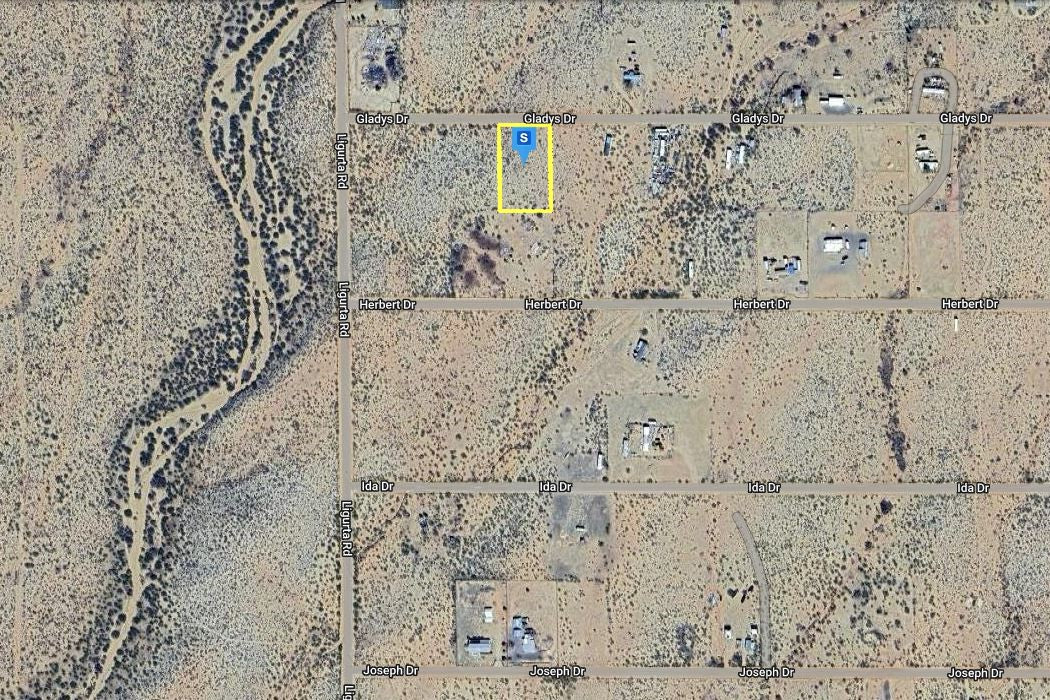 1.02 Acres Golden Valley, Mohave County, AZ (Power)