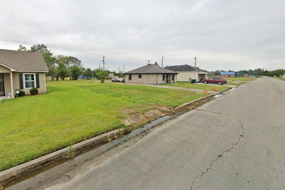 0.16 Acre Port Arthur, Jefferson County, TX (Commercial Lot, Power, Water, & Paved Road)