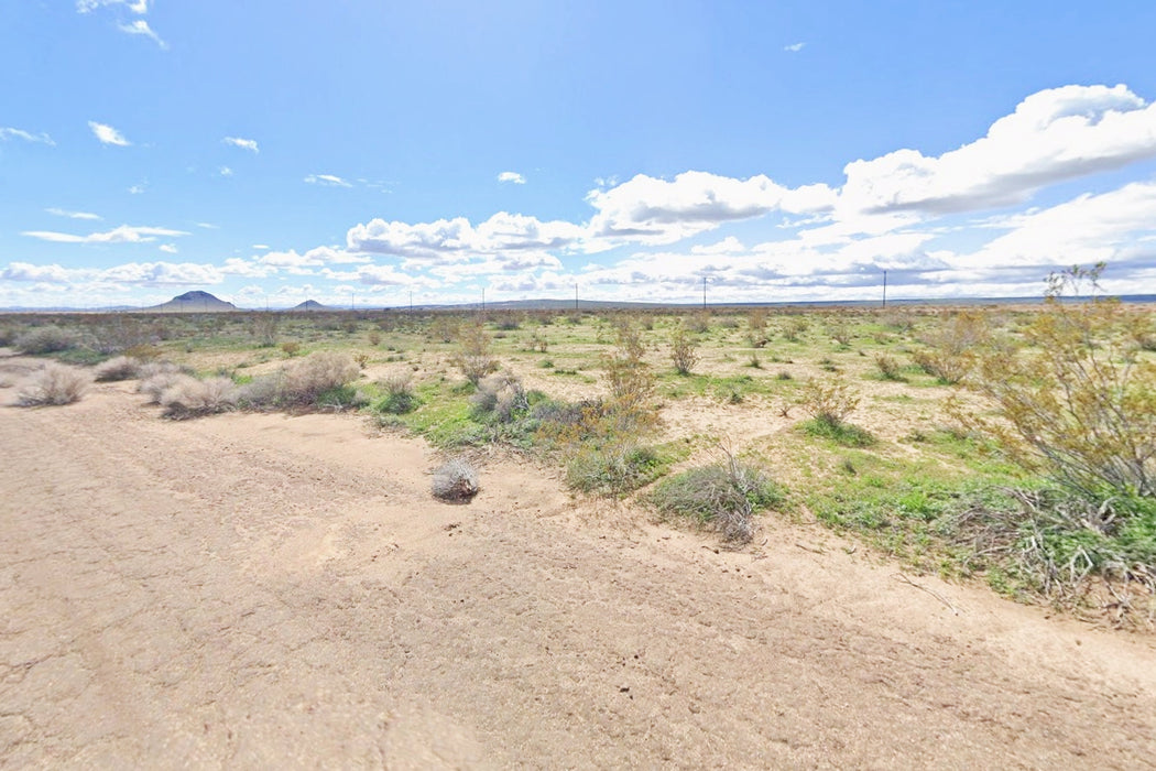 0.24 Acre California City, Kern County, CA (Water)