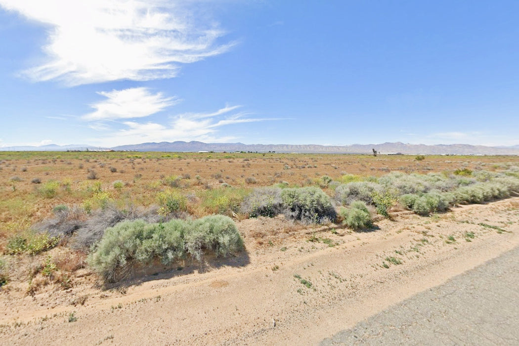 0.23 Acre California City, Kern County, CA (Water)