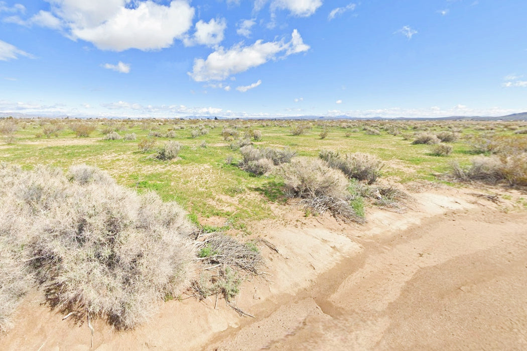 0.23 Acre California City, Kern County, CA (Power & Water)