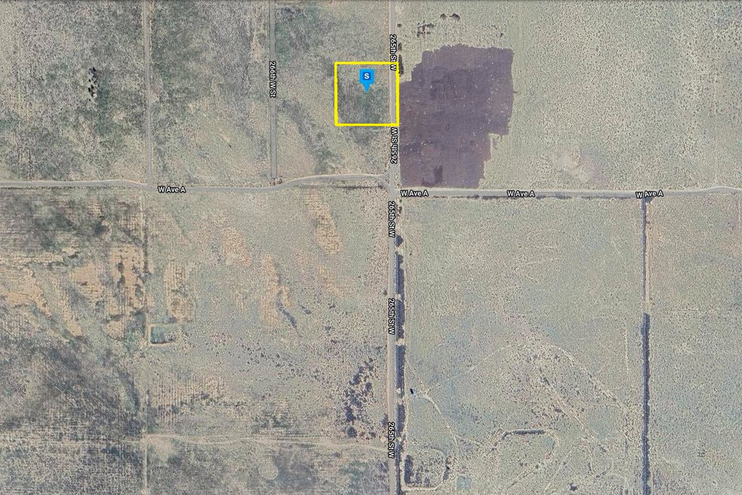 2.52 Acres Rosamond, Kern County, CA (Power)