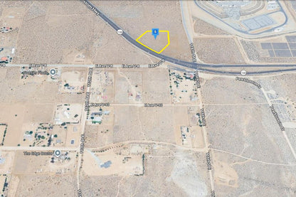 2.94 Acres Pearblossom, Los Angeles County, CA (Power & Paved Road)