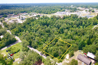 0.51 Acre Marianna, Jackson County, FL (Power, Water, & Paved Road)