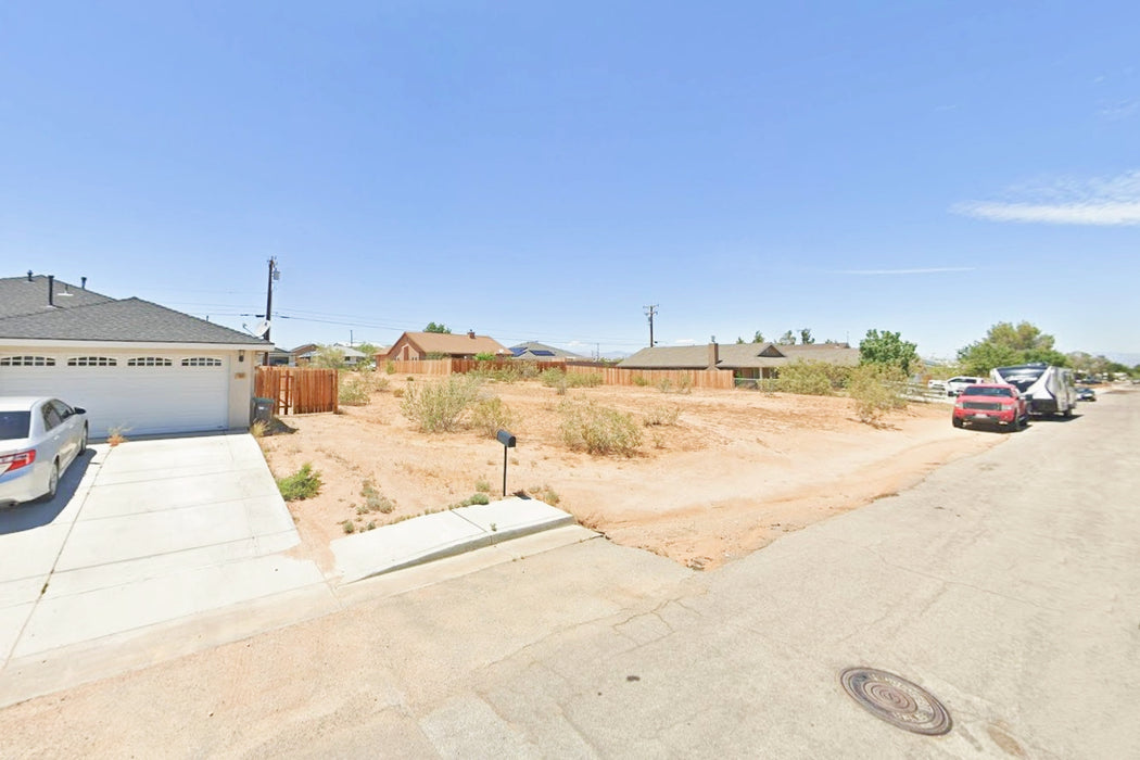 0.15 Acre Ridgecrest, Kern County, CA (Power, Water, & Paved Road)