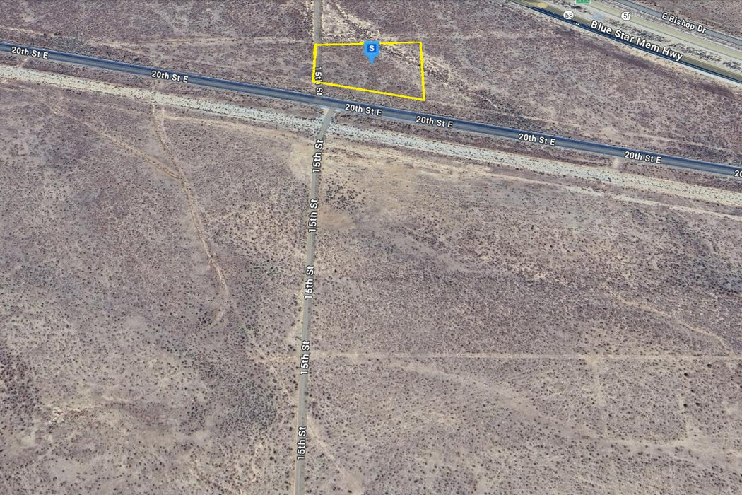 1.84 Acres Mojave, Kern County, CA (Commercial Lot, Power, & Paved Road)